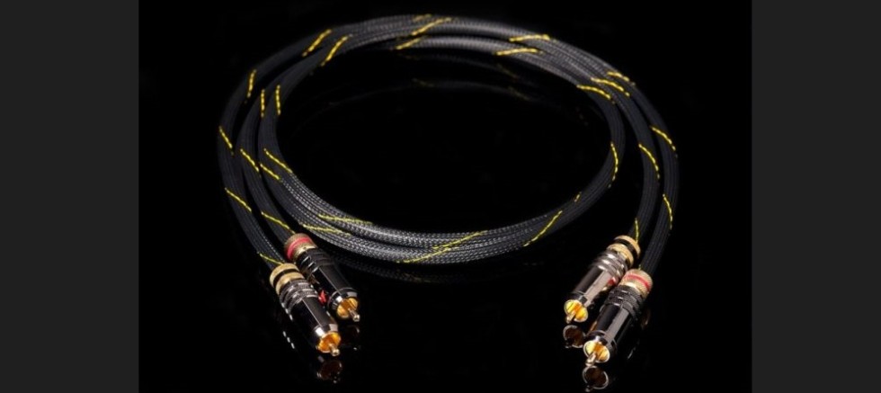 Tiszta áram zenehallgatáshoz hálózati jelkondicionáló segítségével