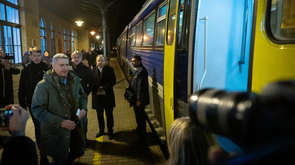 Vitézy: A MÁV jelenleg nem képes üzemeltetni a Szeged–Szabadka vonalat – MÁV: Ez fake news!