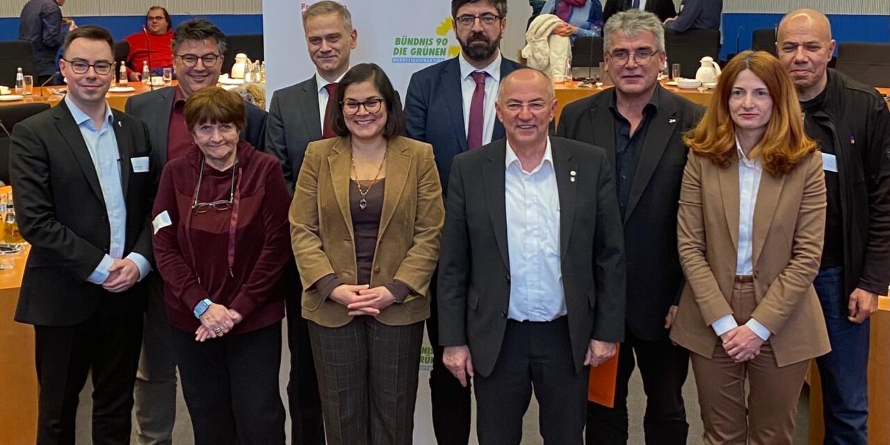 A szerbiai ellenzék német kormánypártokkal találkozott a Bundestagban