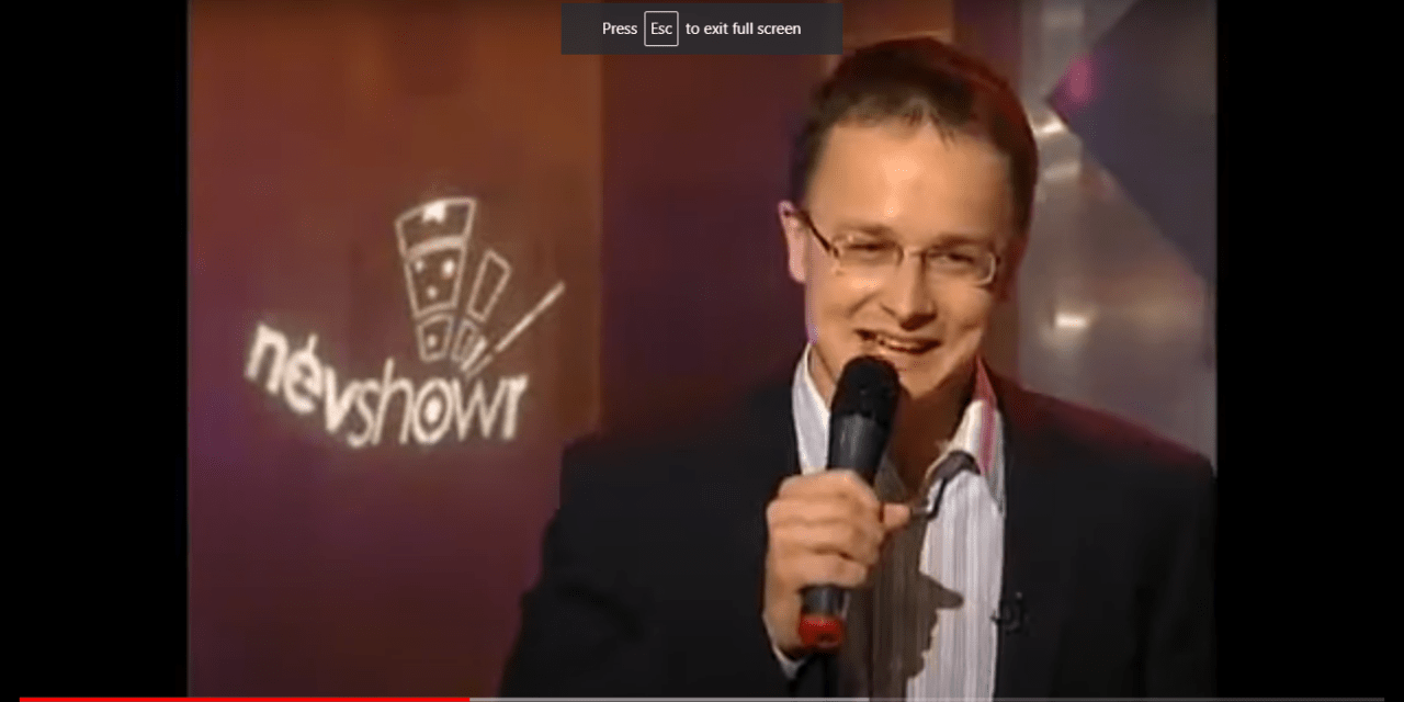 Hétindító: Hallotta már Szijjártó Pétert, ahogy a Republic slágerét énekli?