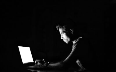 A közösségi oldalakon zaklatott egy nőt, letartóztatták