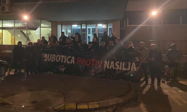 A választási csalás miatt tiltakoztak Szabadkán