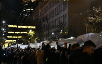 „Mi nem pártokat választunk vasárnap, hanem arról döntünk, hogy milyen társadalomban élünk majd”