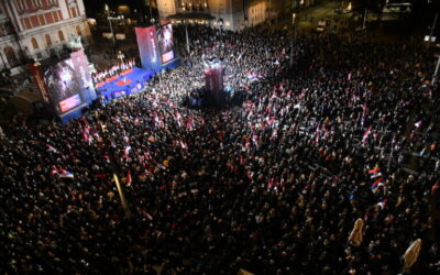 „A szabadságra éhesek az emberek, nem párizsi szalámira”