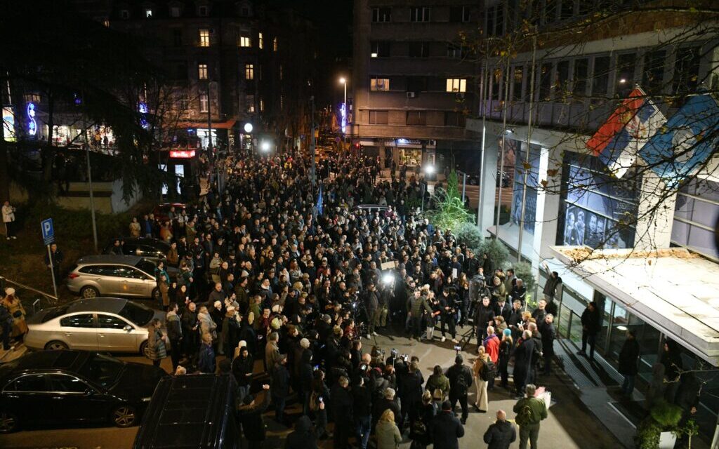 Tizedszer az utcákon