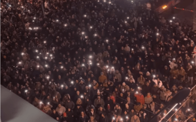 Vučić, takarodj! – Forrósodik a hangulat Belgrádban (Videó)