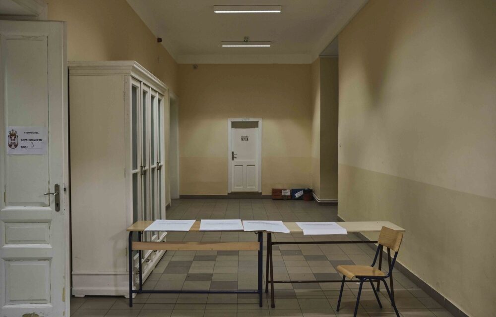 Csaknem százezer polgár került törvényellenesen a választói névjegyzékbe