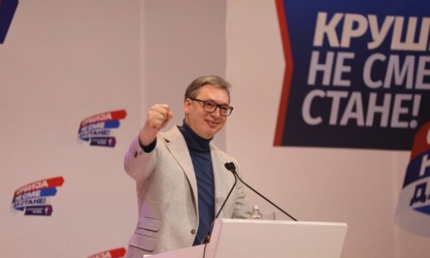 Vučić: Megcsináltad, népem! Az ország főnixmadárként szárnyal (Videóval)
