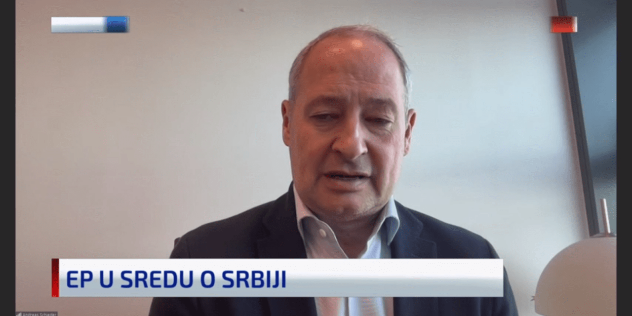 Schieder: Egyre többen zárnák ki a haladókat az Európai Néppártból