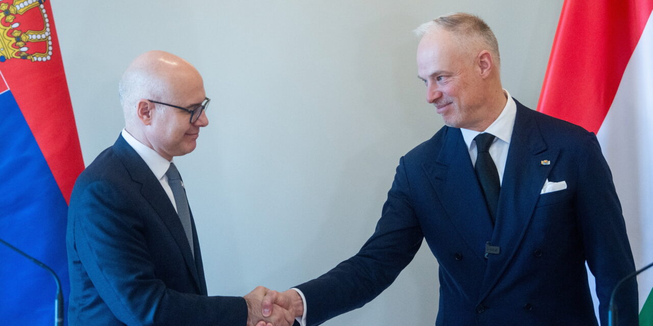 Magyarország a feleslegessé vált haditechnikai eszközöket Szerbiának értékesítheti