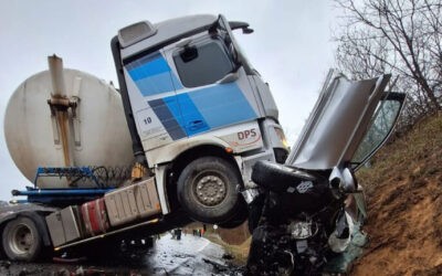 Brutális baleset Kamancon