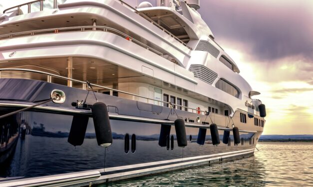 Megduplázódott a világ öt leggazdagabb emberének vagyona 2020 óta, miközben a szegényeknek egyre rosszabb