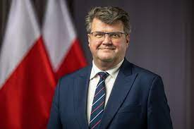 Éhségsztrájkot kezdett a börtönben a másik elítélt lengyel képviselő is