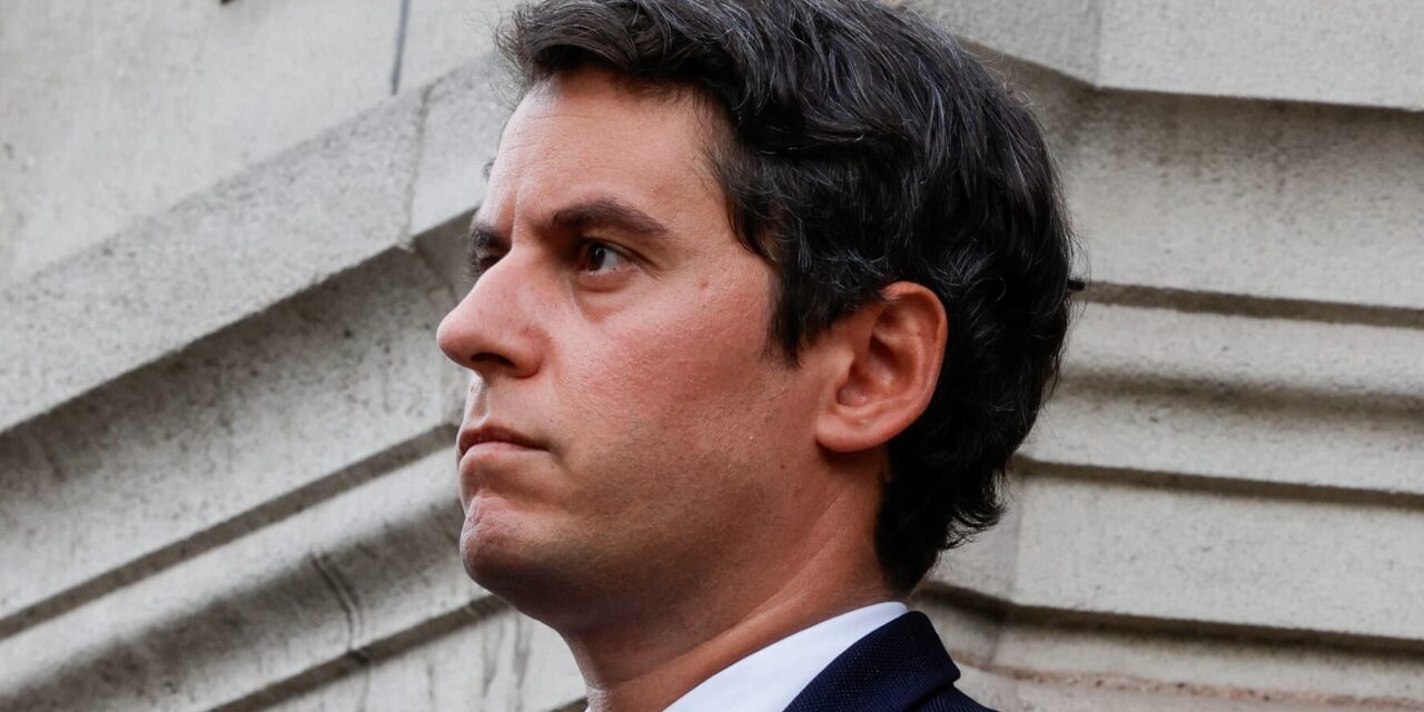 Meleg miniszterelnöke lett Franciaországnak (is)