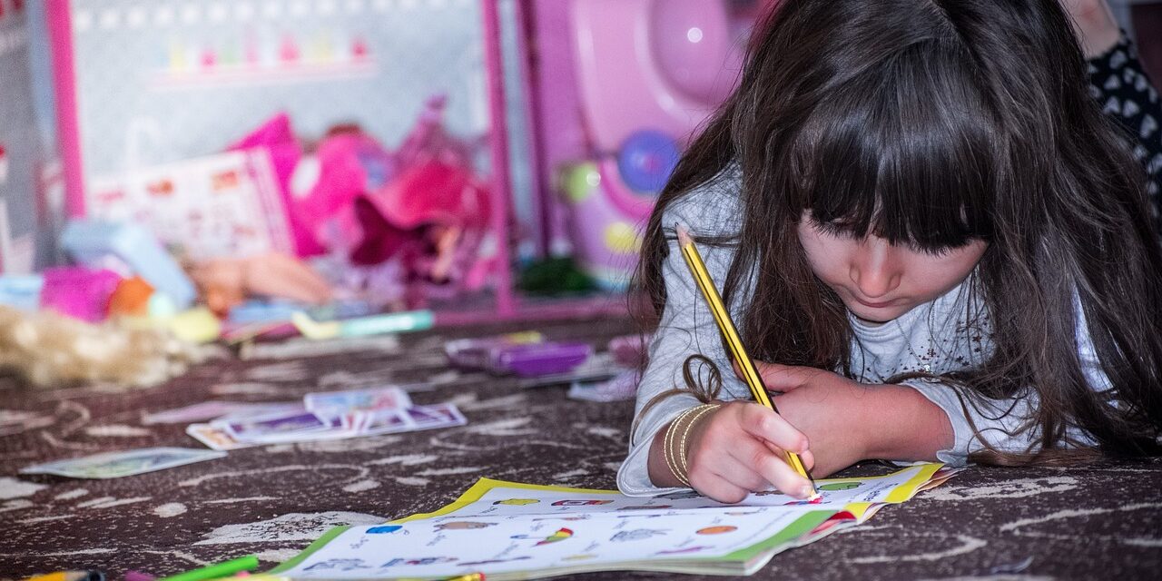 Sokaknak nincs gyerekszobája, generációk élnek egy fedél alatt
