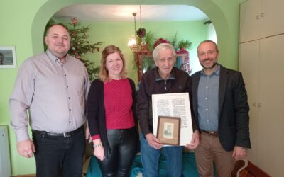 Időkapszulát találtak az egykori topolyai szálloda falában