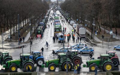 A német pénzügyminiszter megmondta hogy nincs pénz, a gazdák kifütyülték