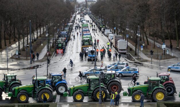A német pénzügyminiszter megmondta hogy nincs pénz, a gazdák kifütyülték