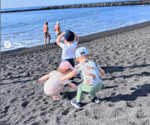 Tenerifén nyaral Rúzsa Magdi és családja