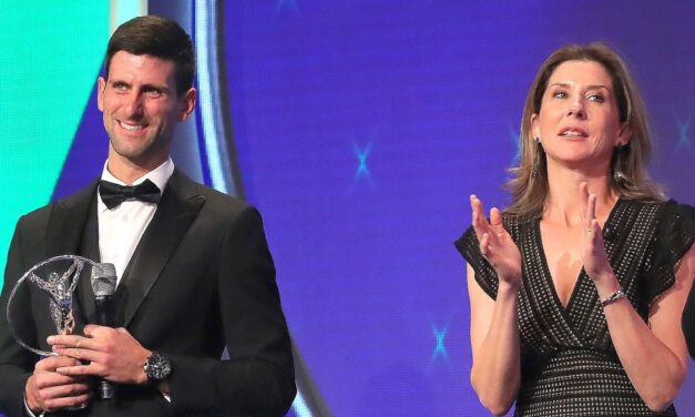 Szeles Mónika bejegyzését Đoković is megosztotta