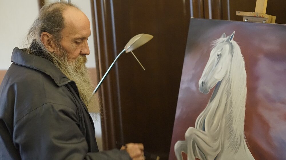 Vereckei Géza újvidéki festőművészt huligánok zaklatják