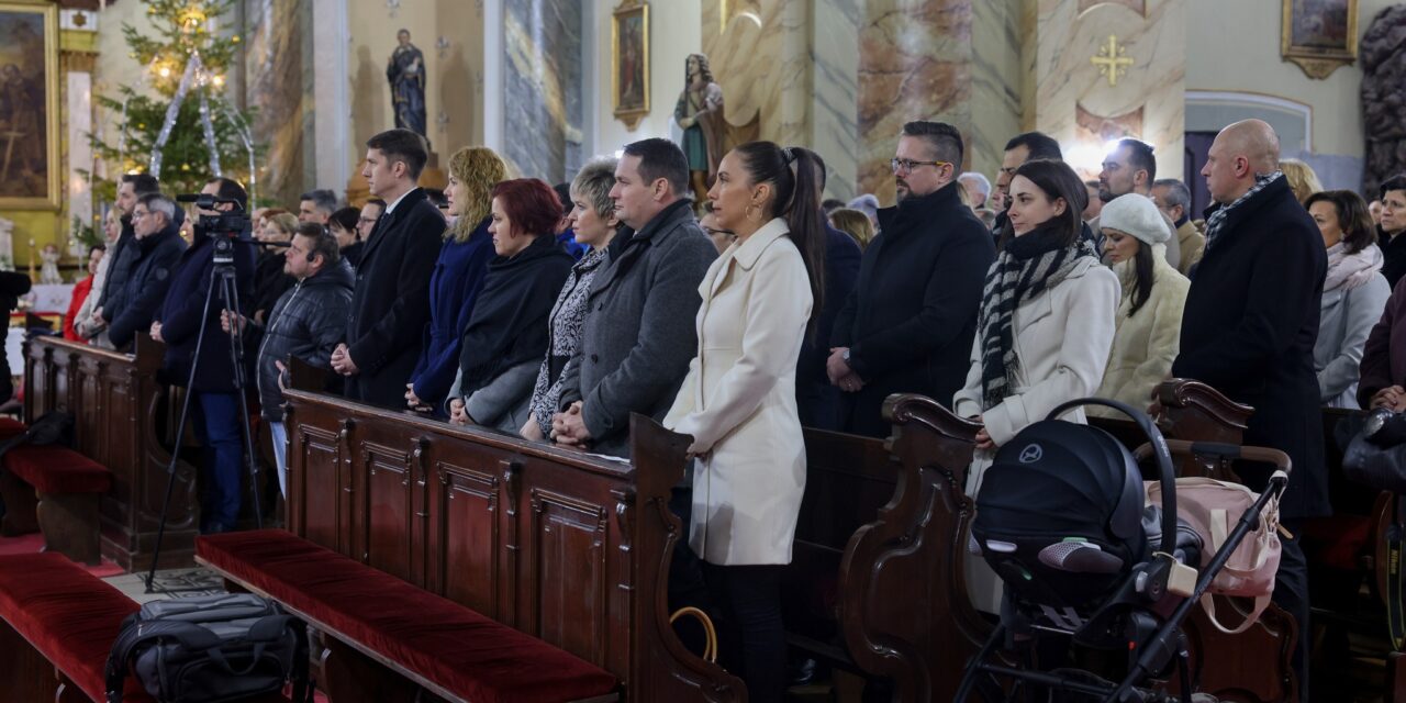 Dinasztia az üdvözülés útján