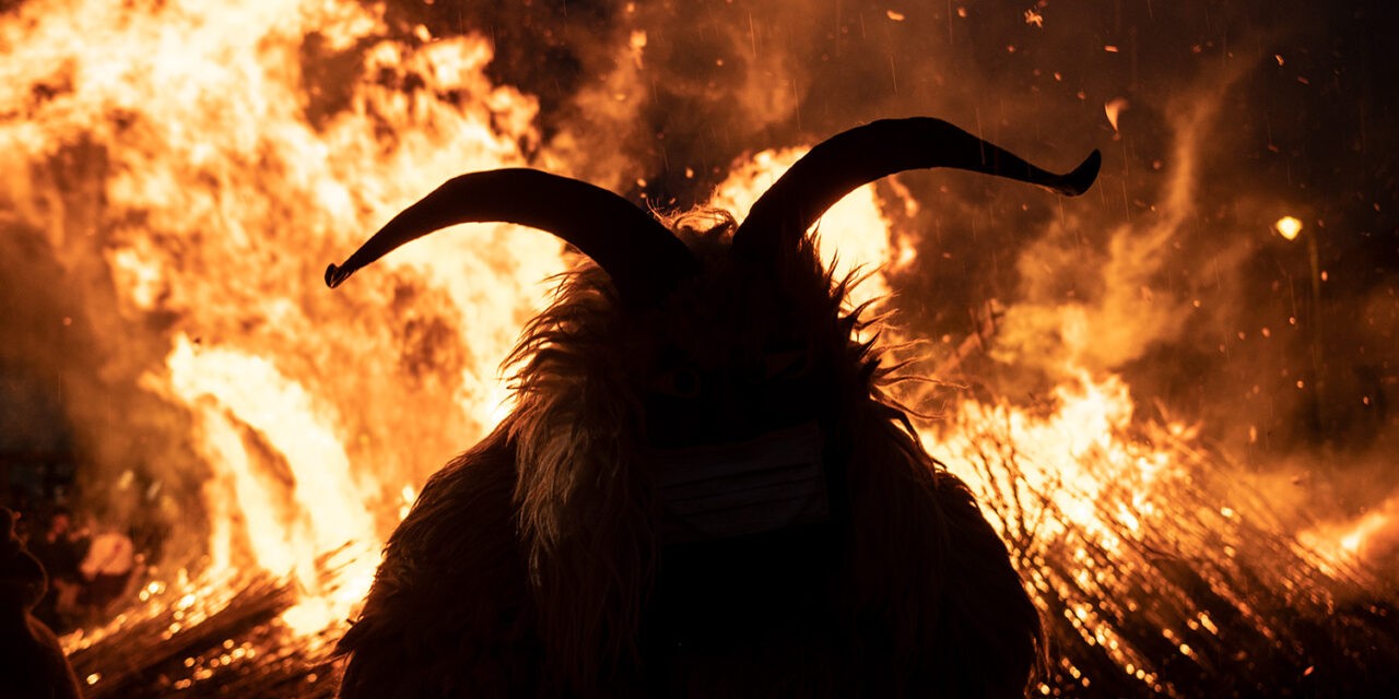 Busójárás: A világok küszöbén sétáló lények titkai