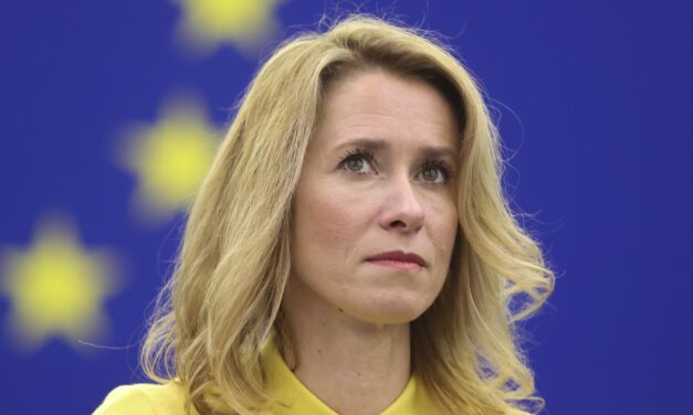 Körözik az oroszok az észt miniszterelnököt