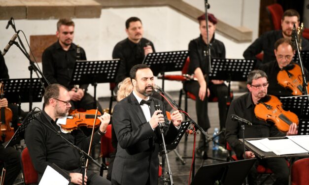 A Szabadkai Népszínház koncertet ajándékoz a szerelmeseknek