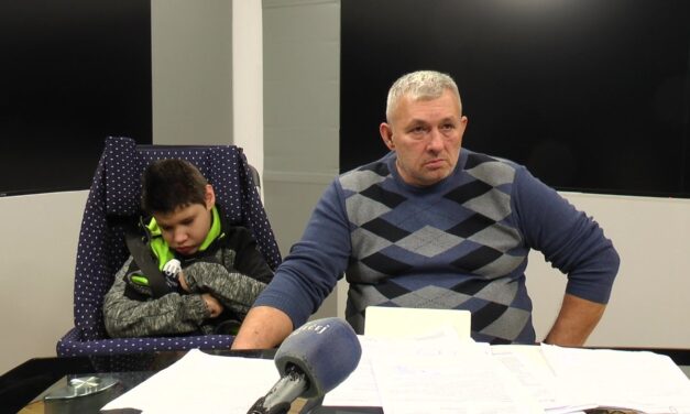 Aleksának ritka genetikai rendellenesség miatt van szüksége anyagi támogatásra