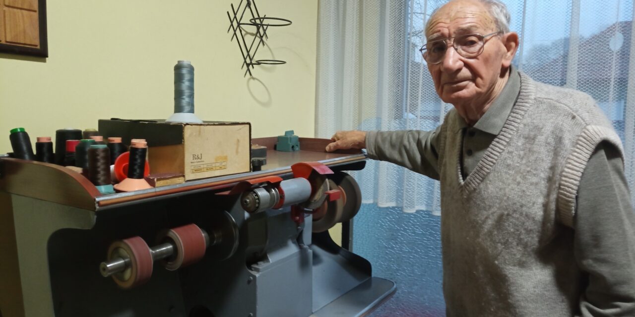 <span class="entry-title-primary">A kuncsaftot nem lehet cserben hagyni</span> <span class="entry-subtitle">A 94 éves csókai Keszég András a mai napig űzi a cipészmesterséget</span>