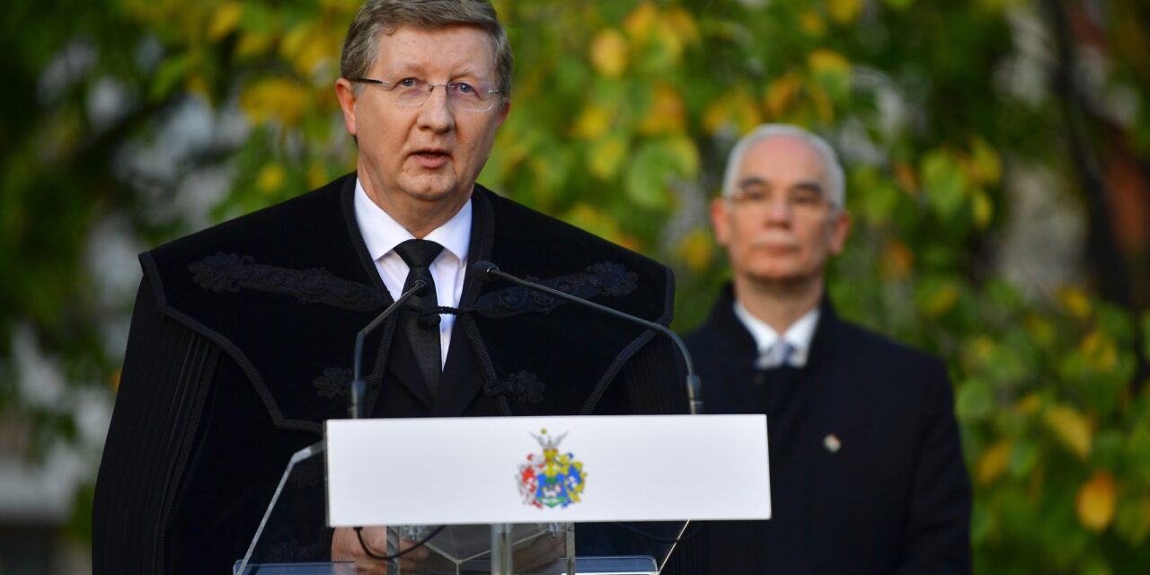 Lemondásra kérte Balog Zoltánt a tiszántúli református püspök