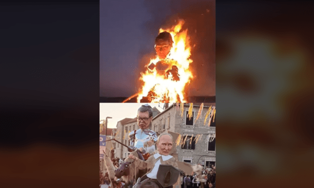 Vučićot és Putyint ábrázoló bábukat égettek egy horvátországi fesztiválon (Videóval)