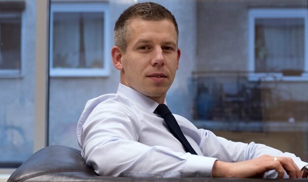 Varga Judit volt férje: Nem akarok olyan rendszer részese lenne, ahol az igazi felelősök nők szoknyája mögé bújnak