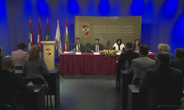 Már ebben a félévben megkaphatják az ösztöndíjat az MNT-től a vajdasági magyar középiskolások