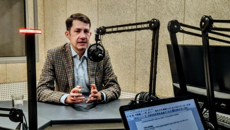 Pásztor Bálint: Nem kell Magyarországra költözni ahhoz, hogy Szegeden dolgozhassunk