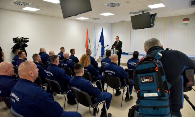 Újabb magyar rendőri kontingens indult Szerbiába