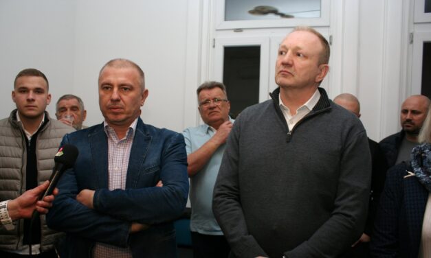 Đilas Szabadkán: Optimistán várom az idei helyhatósági választásokat