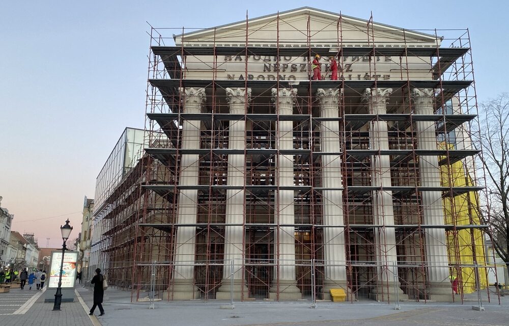 Három utcát zárnak le a Népszínház körül