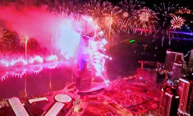 Tűzijáték, drónok tánca Belgrádban az államiság napján