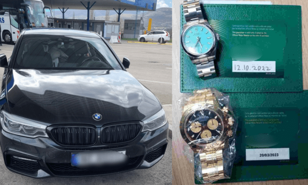 Az autót is tartósan elkobozták, amelyben az óracsempészek utaztak