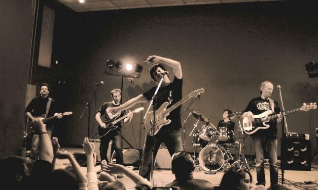 Minden eddiginél nagyszabásúbb koncertet harangozott be a Bajaga i instruktori