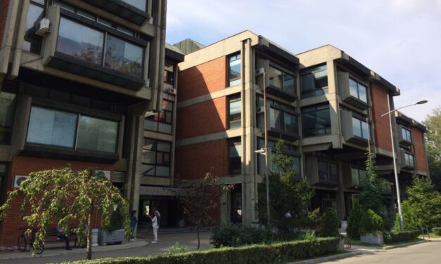 Uszító propagandalapokhoz került a Bölcsészkar egyik belső levelezése