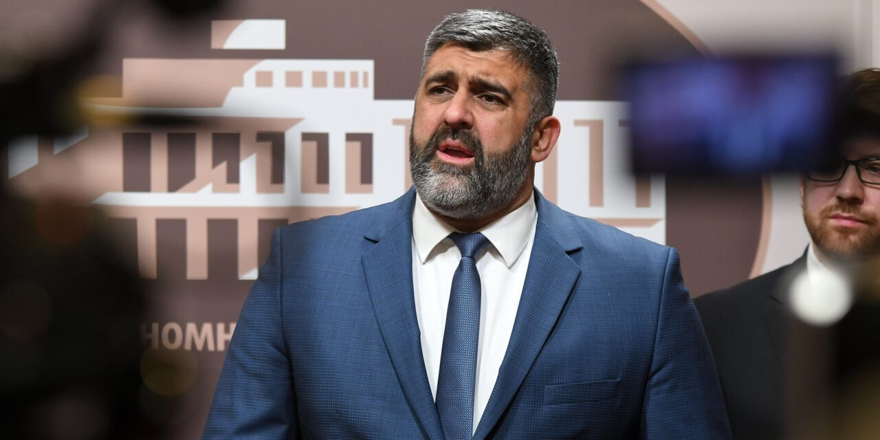 Honnan veszitek a jogot testvéreim, hogy beleszóljatok az életünkbe?