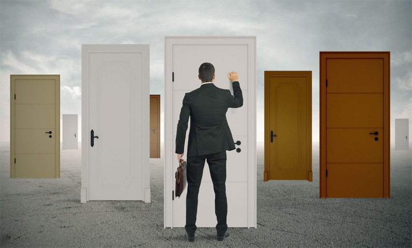 Újvidéki közalkalmazottakat kényszerítenek fővárosi kampányolásra a haladók