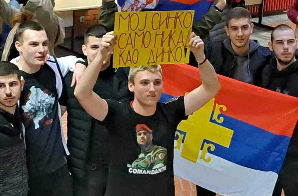 „Azonnal szüntesse meg a Bölcsészkar blokádját a Szerb Haladó Párt!”