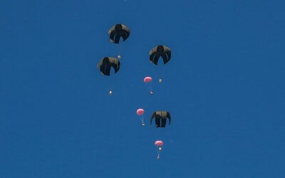 Több embert agyonütött a Gázai övezetben ledobott amerikai légisegély