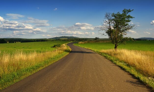 Itt zenél majd az Ismerős Arcok Nélküled slágerére az út