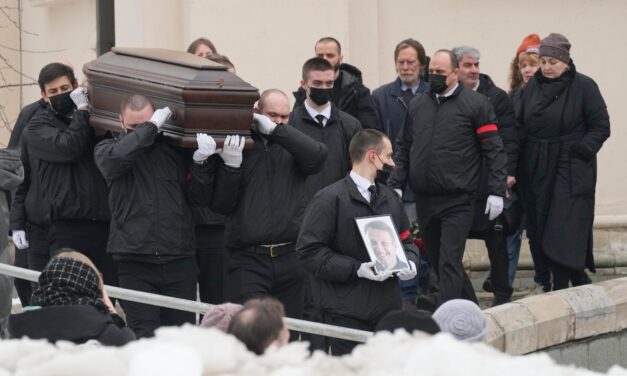 Eltemették Alekszej Navalnijt