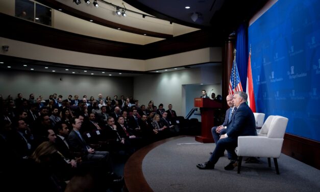 Orbán Viktor az amerikai-magyar kapcsolatok jövőjéről  beszélt Washingtonban